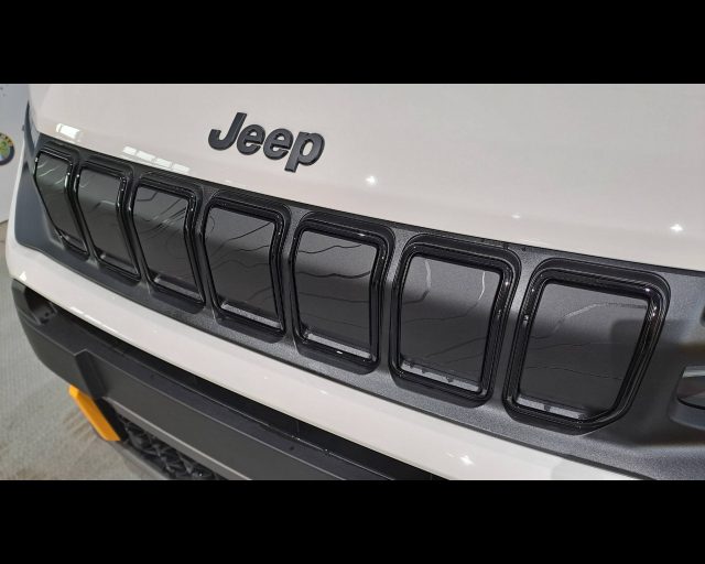 JEEP AVENGER 4XE 1.2 TURBO E-HYBRID THE NORTH - foto 46