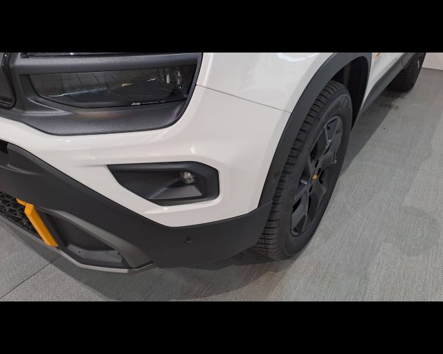 JEEP AVENGER 4XE 1.2 TURBO E-HYBRID THE NORTH - foto 48