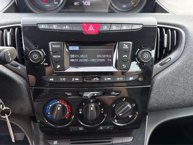 LANCIA Ypsilon usata 16