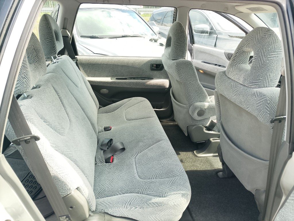 Immagine di MITSUBISHI Space Wagon 2.4i 16V GDI cat 4WD GLX del 12/2001 km 78140
