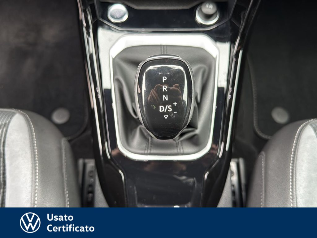 immagine usato VOLKSWAGEN T-Roc 2.0 tdi r-line 150cv dsg