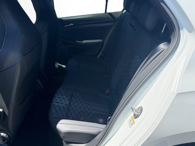 VOLKSWAGEN GOLF 1.5 ETSI 150 CV ACT DSG R-LINE P - foto 9