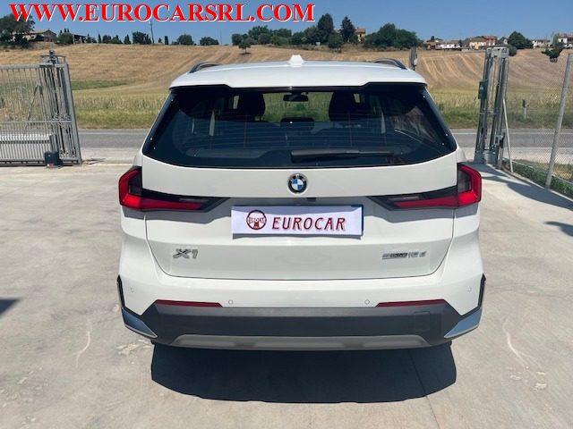 BMW X1 SDRIVE 18D - foto 7