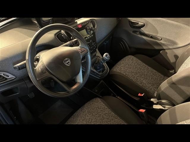 LANCIA YPSILON 1.2 ELEFANTINO BLU S&S 69CV MY19 - foto 10