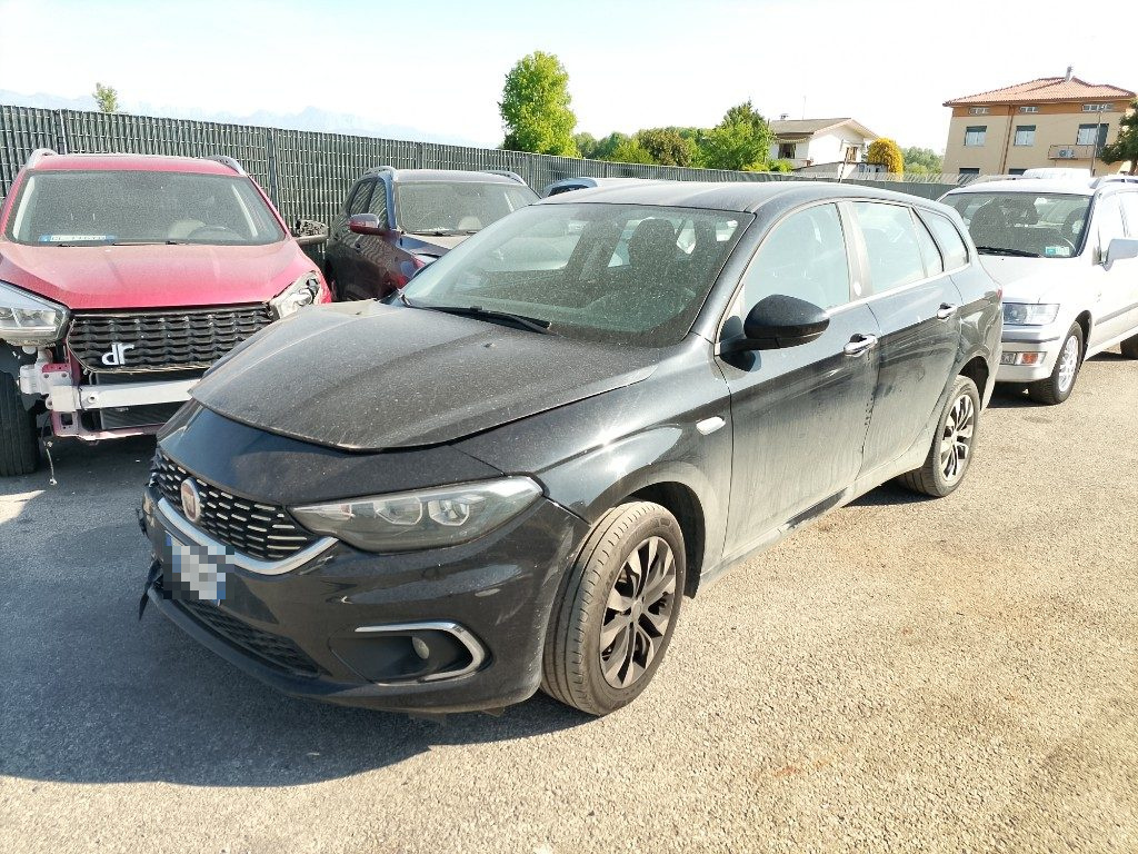 Immagine di FIAT Tipo 1.6 Mjt S&S DCT SW del 02/2020 km 109288