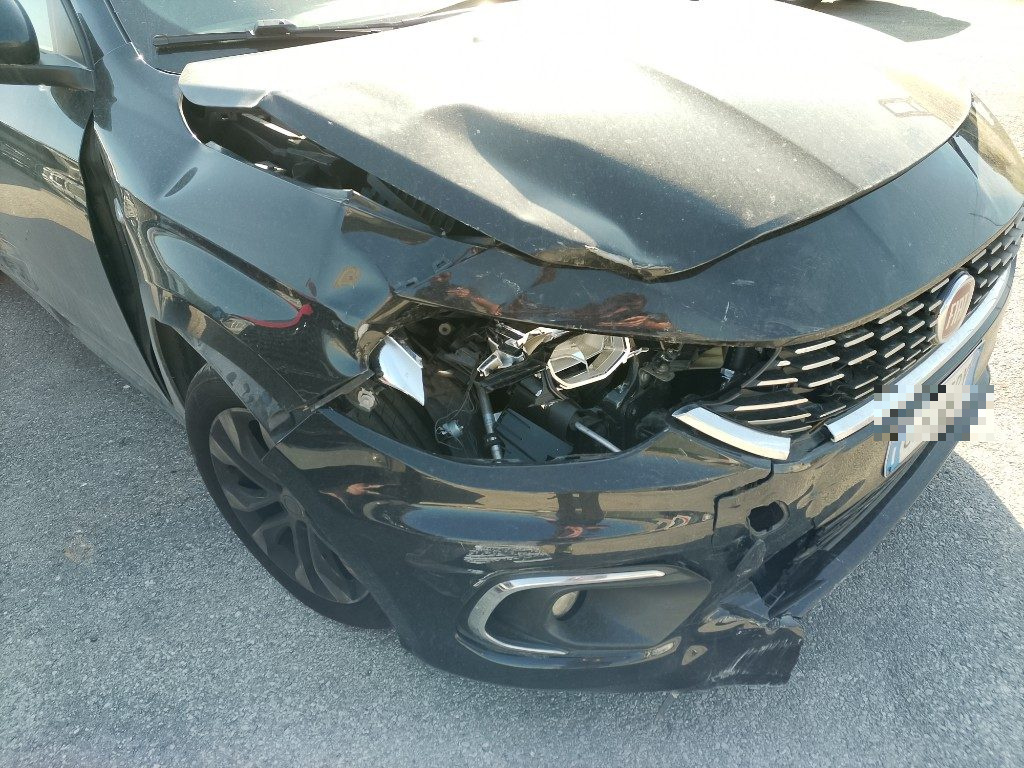 Immagine di FIAT Tipo 1.6 Mjt S&S DCT SW del 02/2020 km 109288
