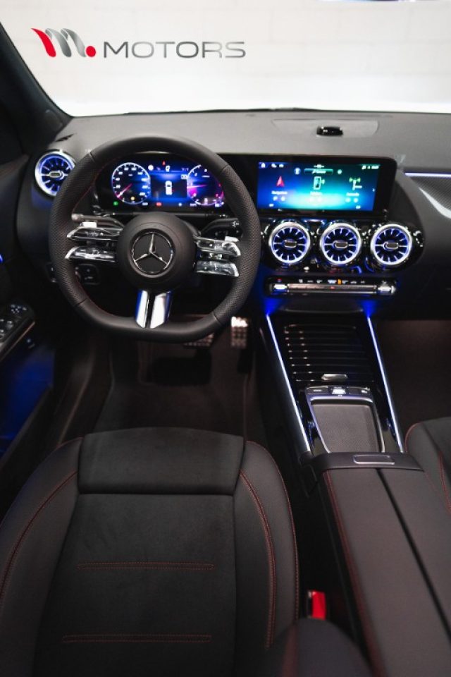 MERCEDES-BENZ GLA 200 D AUTOMATIC AMG LINE PREMIUM PLU - foto 32