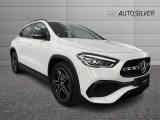 MERCEDES-BENZ GLA 200 d Automatic Premium