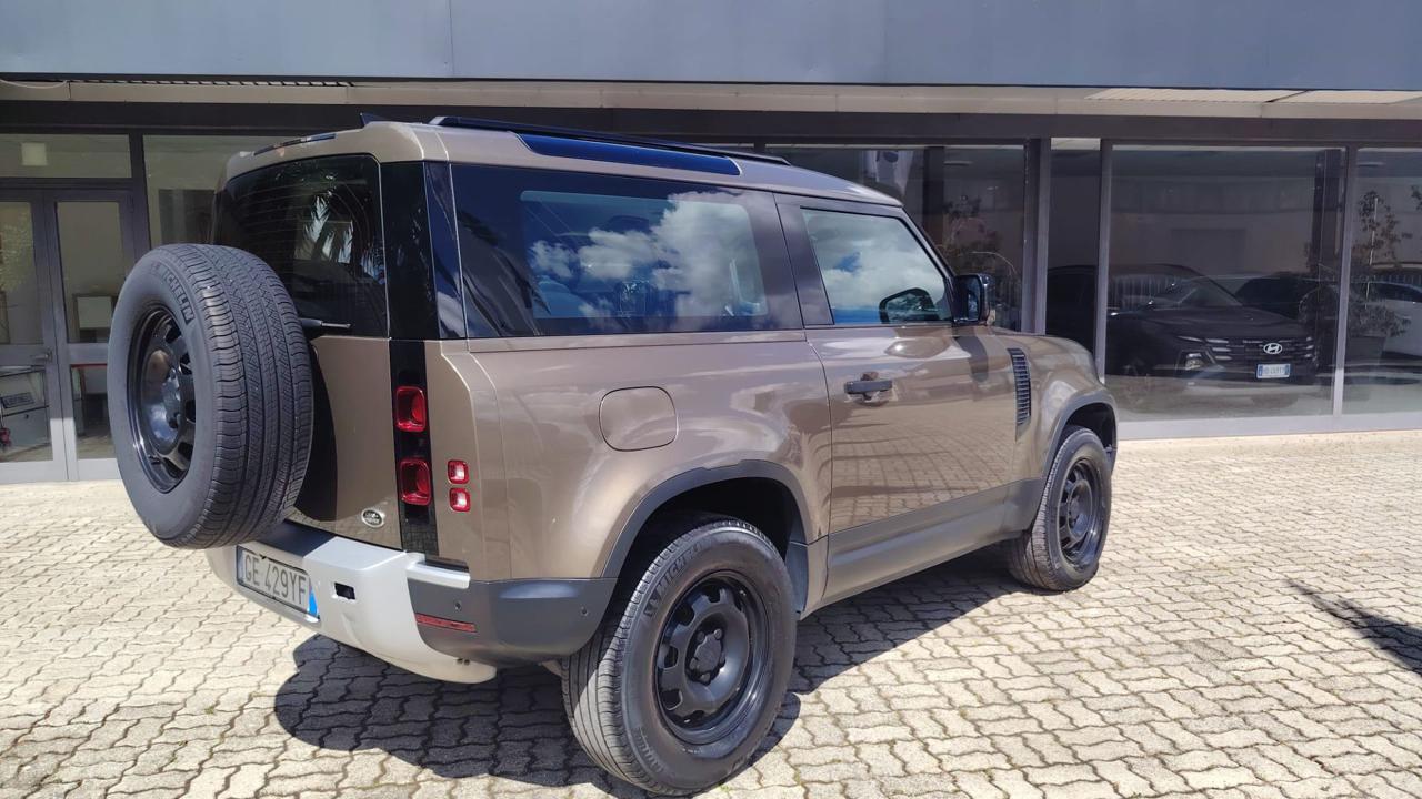 LAND ROVER Defender 90 3.0D I6 250 CV AWD Auto - 7