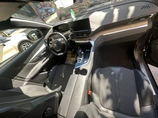 PEUGEOT 3008 usata, con Telecamera per parcheggio assistito