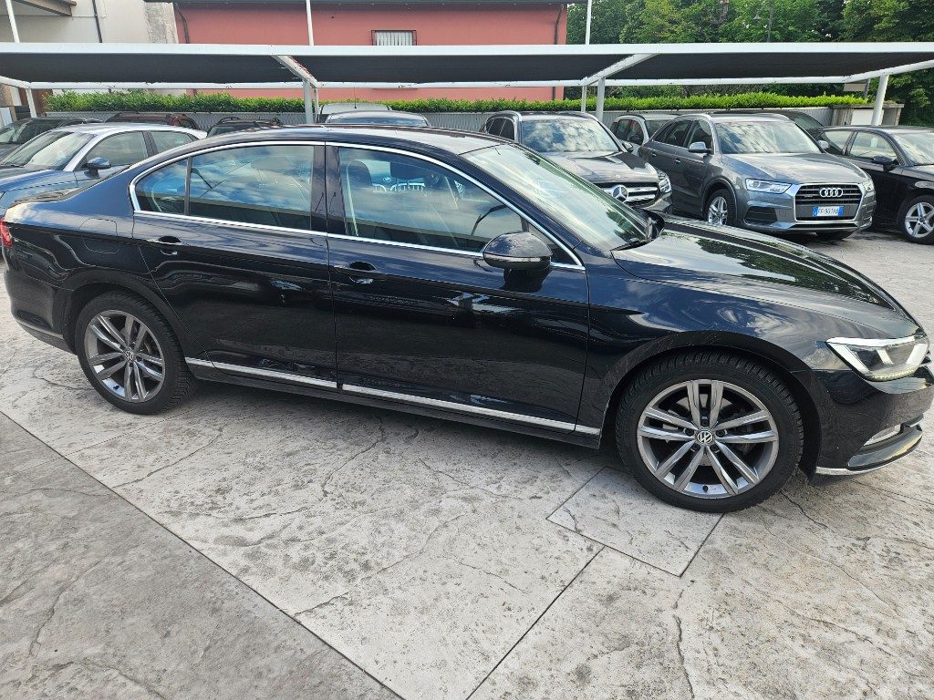 VOLKSWAGEN Passat Berlina TDI HIGHLINE BlueMotion Technology DSG - 4