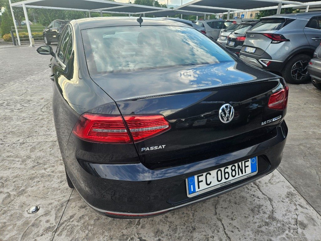 VOLKSWAGEN Passat Berlina TDI HIGHLINE BlueMotion Technology DSG - 10