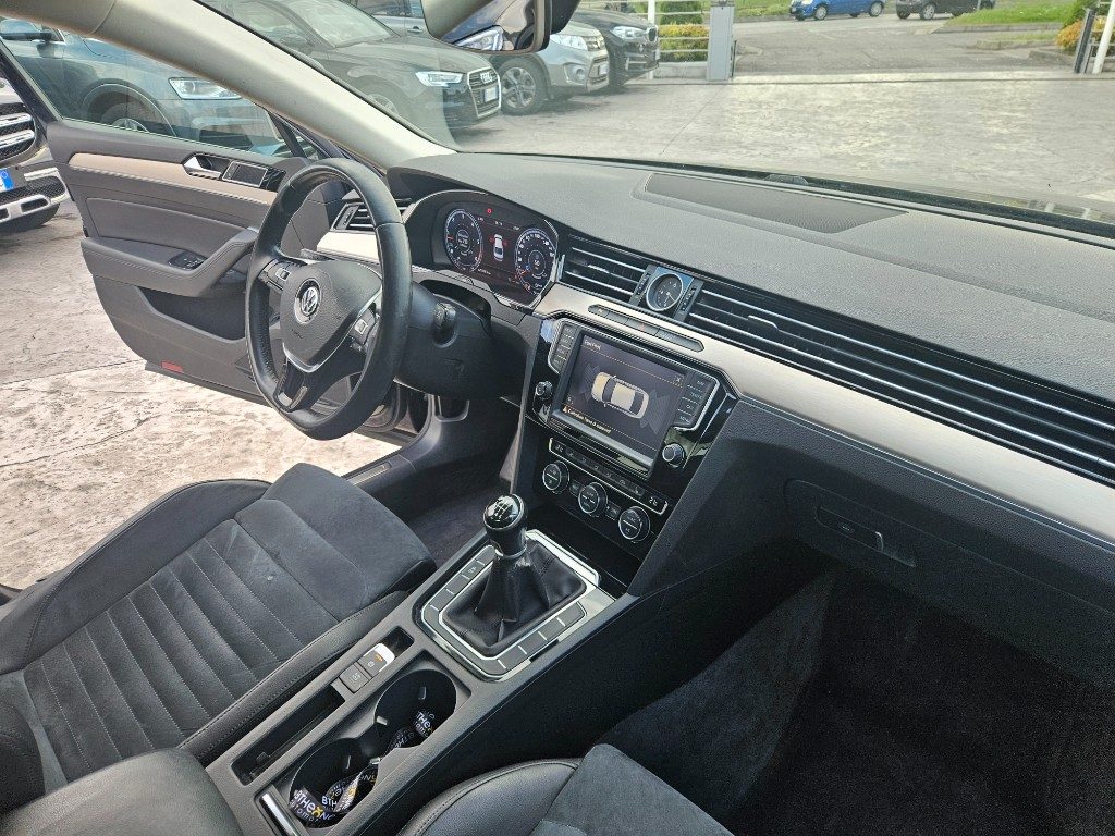 VOLKSWAGEN Passat Berlina TDI HIGHLINE BlueMotion Technology DSG - 15