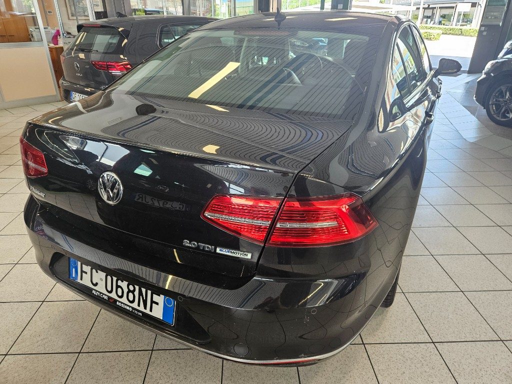 VOLKSWAGEN Passat Berlina TDI HIGHLINE BlueMotion Technology DSG - 20