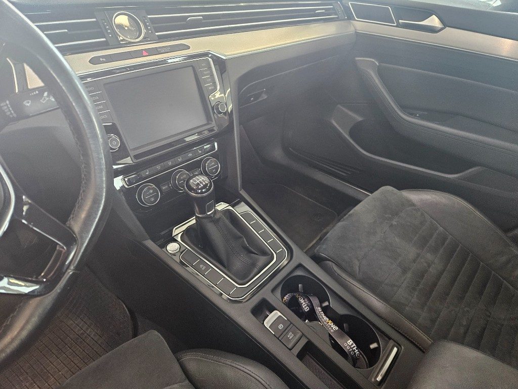 VOLKSWAGEN Passat Berlina TDI HIGHLINE BlueMotion Technology DSG - 23