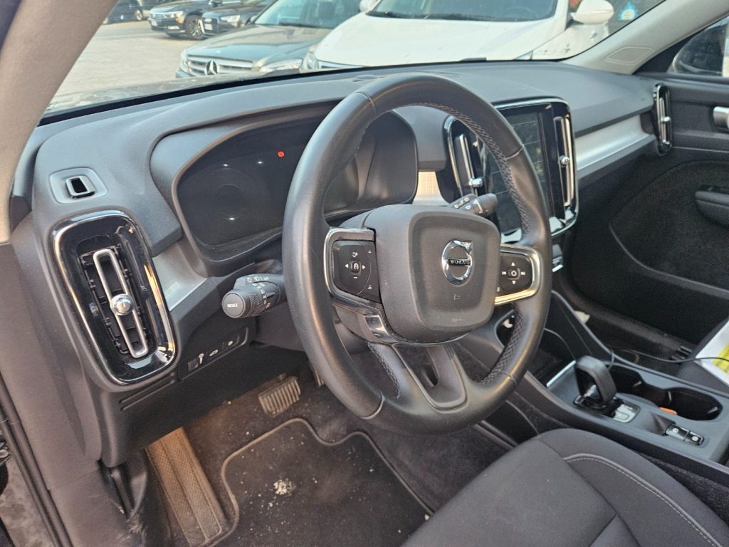 VOLVO XC40 T4 Geartronic Business plug-in - 4
