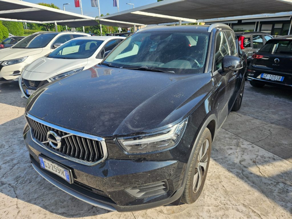 VOLVO XC40 T4 Geartronic Business plug-in - 10