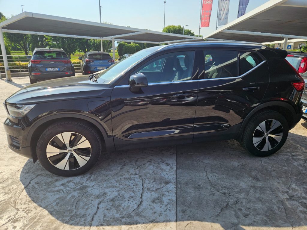 VOLVO XC40 T4 Geartronic Business plug-in - 30