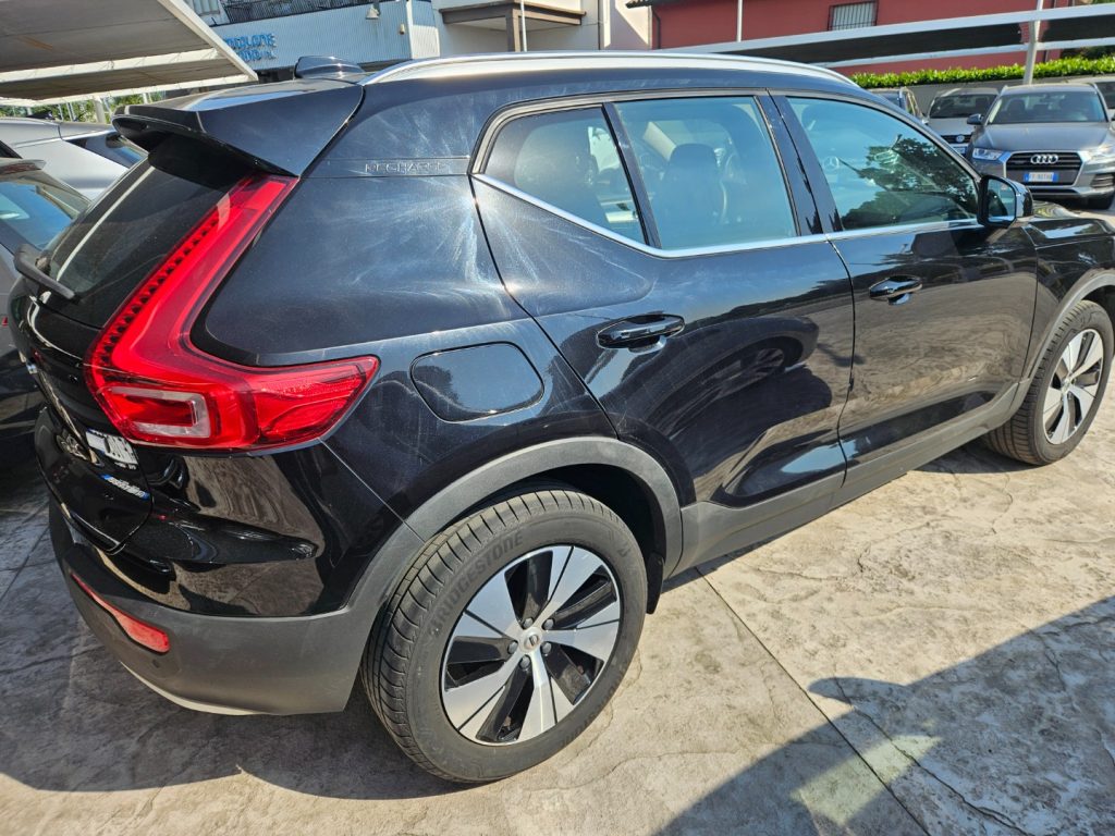 VOLVO XC40 T4 Geartronic Business plug-in - 35
