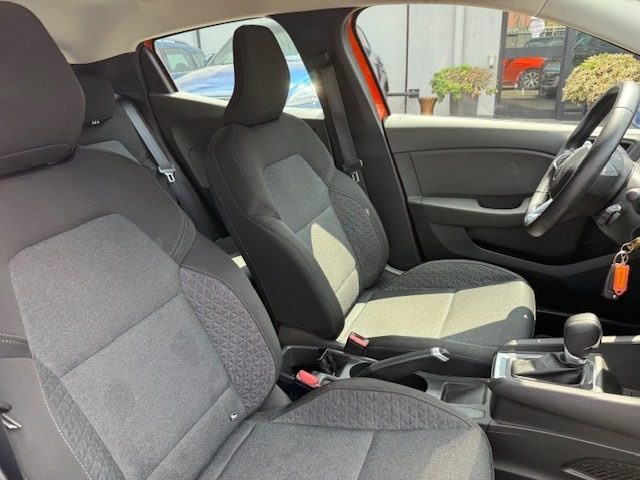 RENAULT CLIO FULL HYBRID E-TECH 145 CV 5 PORT - foto 8