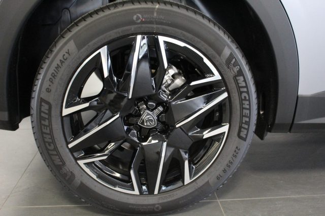 PEUGEOT 3008 1.2 HYBRID 145 E-DCS6 GT PACK PL - foto 25