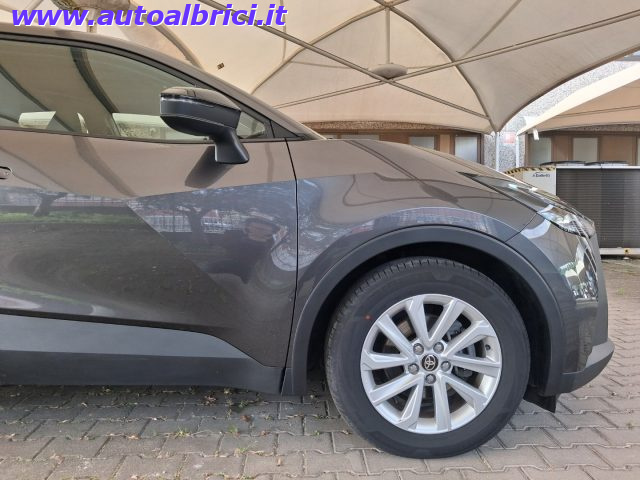 TOYOTA C-HR 1.8 HV ACTIVE - foto 12