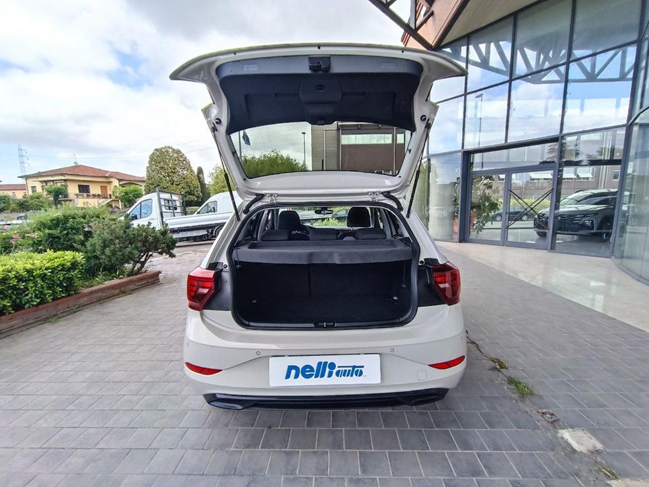 VOLKSWAGEN Polo 1.0 TSI Life - 12