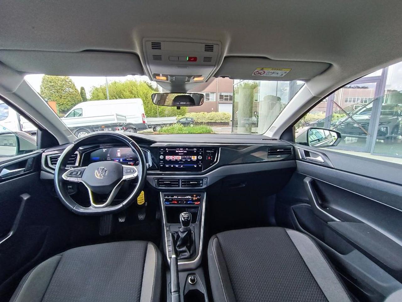 VOLKSWAGEN Polo 1.0 TSI Life - 11