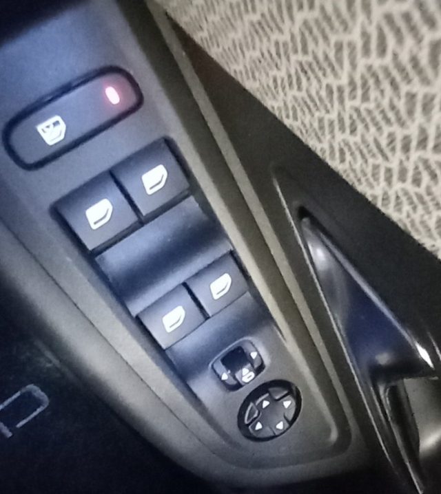 CITROEN C4 BLUEHDI 130 S&S EAT8 FEEL PACK - foto 14