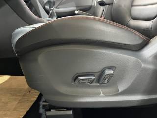 MG ZS usata, con Climatizzatore