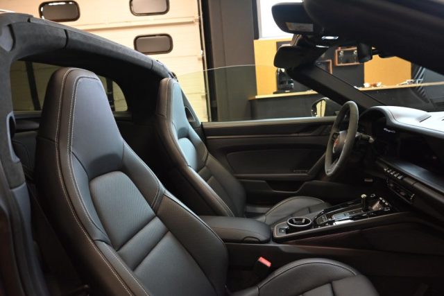 PORSCHE 992 NUOVA TARGA 4 GTS 541CV SOLLEV.2 - foto 30