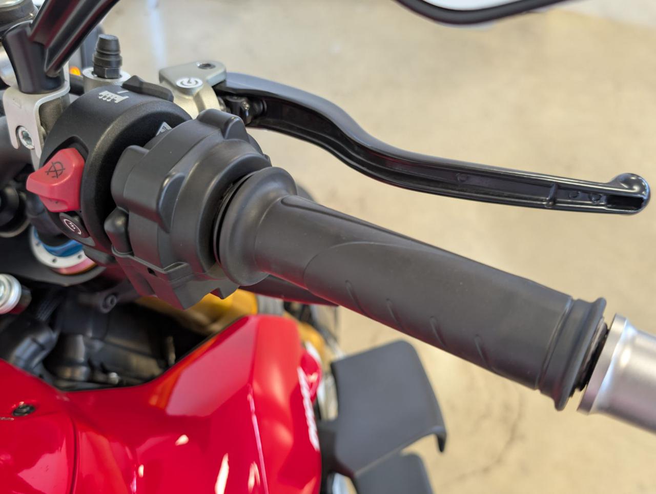 immagine usato DUCATI Streetfighter V4 S RED