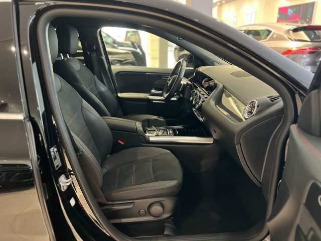 MERCEDES-BENZ GLA 200 GLA 200 D AUTOMATIC AMG LINE ADV - foto 11