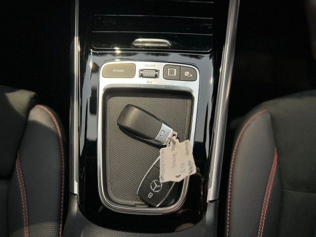 MERCEDES-BENZ GLA 200 GLA 200 D AUTOMATIC AMG LINE ADV - foto 14