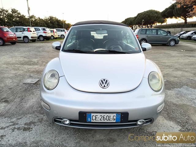 VOLKSWAGEN New Beetle