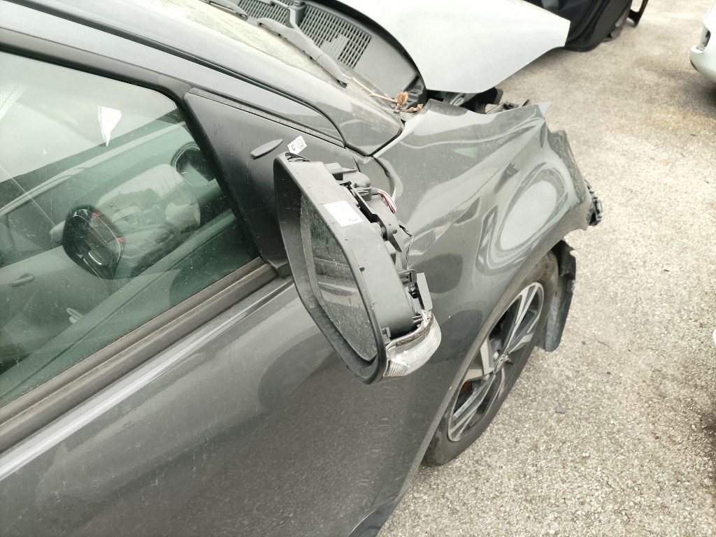 Immagine di TOYOTA Yaris 1.5 Hybrid 5 porte del 12/2024 km 38589