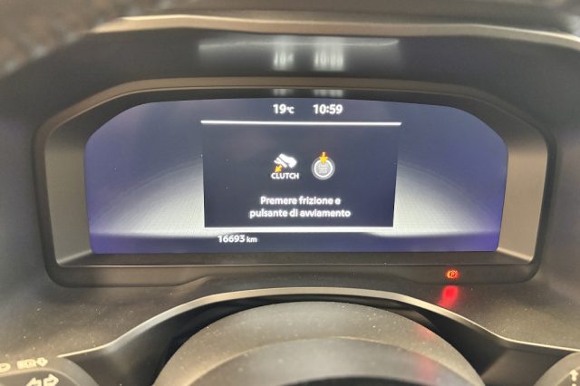 NISSAN QASHQAI MHEV 140 CV N-CONNECTA - foto 13