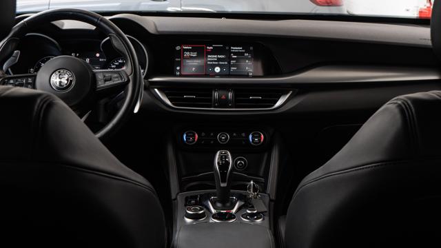 ALFA ROMEO STELVIO 2.2 TURBODIESEL 210 CV AT8 Q4 VE - foto 22