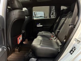 MERCEDES-BENZ GLB 200 usata, con Controllo trazione