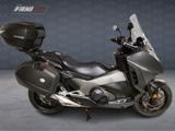 HONDA Integra 750 -