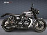 TRIUMPH Bonneville T120 Black -