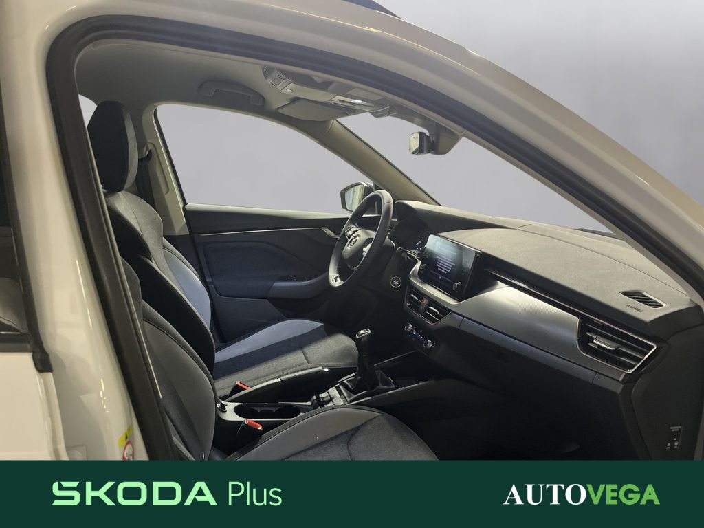 immagine usato SKODA Kamiq 1.0 tsi black dots 95cv