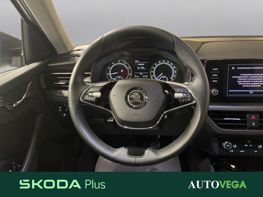 immagine usato SKODA Kamiq 1.0 tsi black dots 95cv