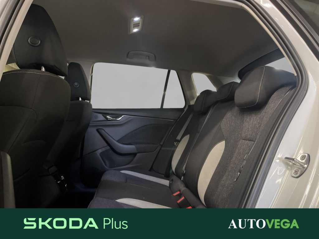 immagine usato SKODA Kamiq 1.0 tsi black dots 95cv