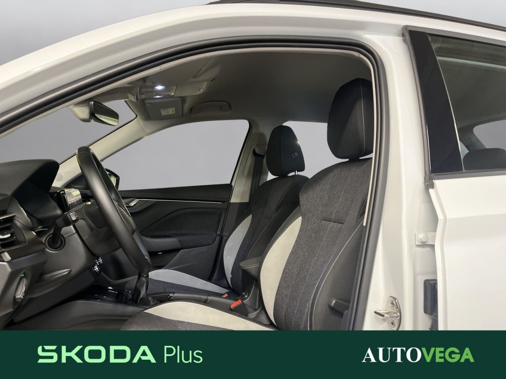 immagine usato SKODA Kamiq 1.0 tsi black dots 95cv