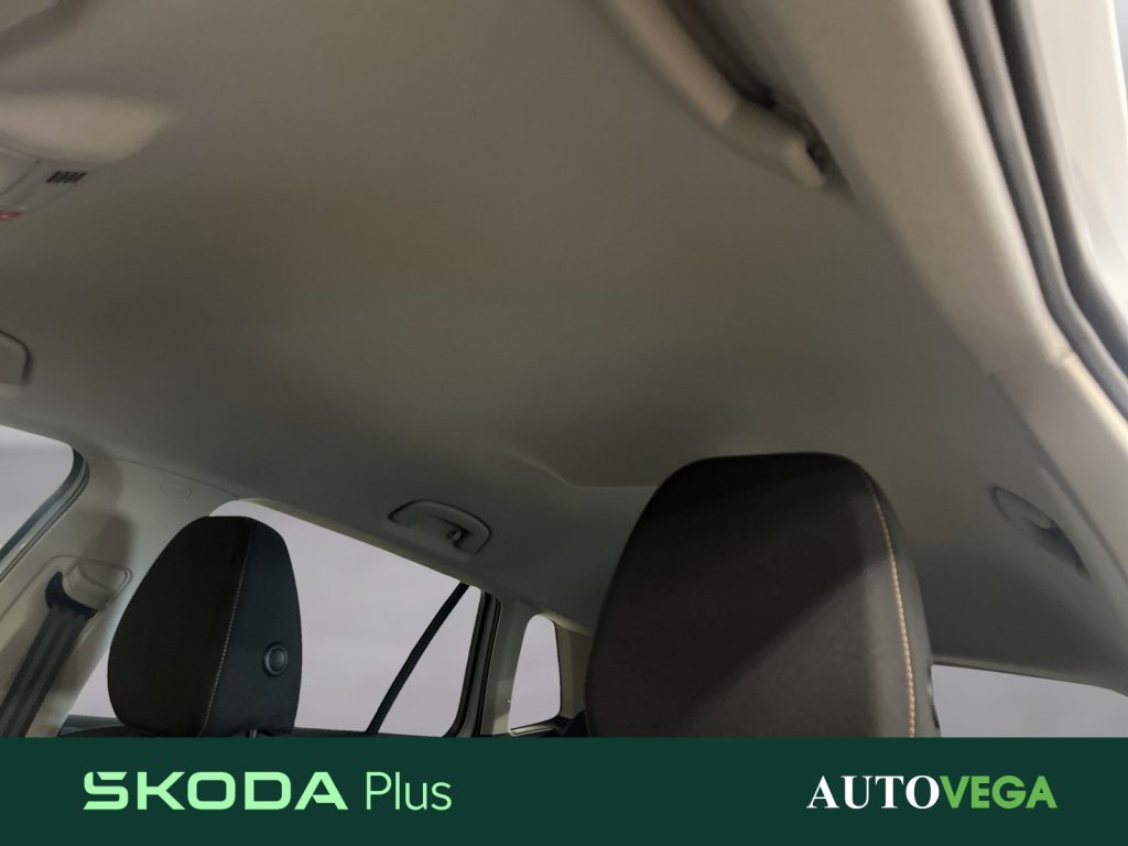 immagine usato SKODA Kamiq 1.0 tsi black dots 95cv