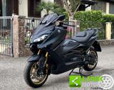 YAMAHA T-Max 560 Tech Max Akrapovich