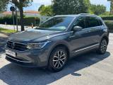 VOLKSWAGEN Tiguan 2.0 TDI 150 CV SCR DSG Elegance