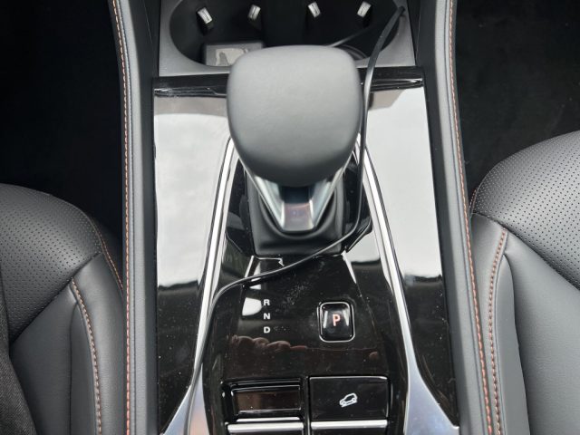 MG HS HEV LUXURY - foto 25
