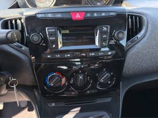 LANCIA Ypsilon usata 16